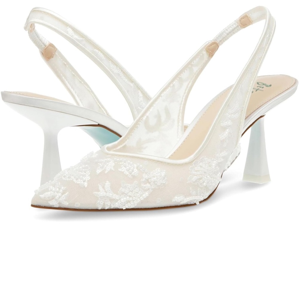Betsey Johnson Nikki Ivory Slingback Heels *Brand New
